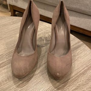 Bottega venerable pumps